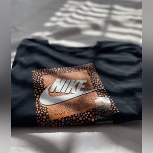Nike T-shirt
